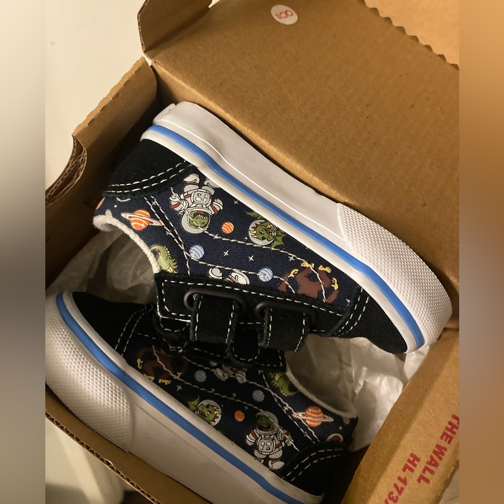 VANS Old Skool V - Glow Cosmic Zoo Black/Blu - Picture 3 of 6
